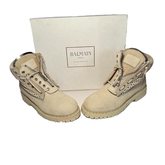 Balmain Women’s Cream Leather Boots size EU 39.5 - Picture 1 of 14